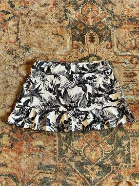 Tommy Bahama Black & White Tropical Ruffle Hem Mini Skirt with Shorts
